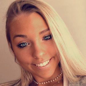 Meet your Posher, Carys